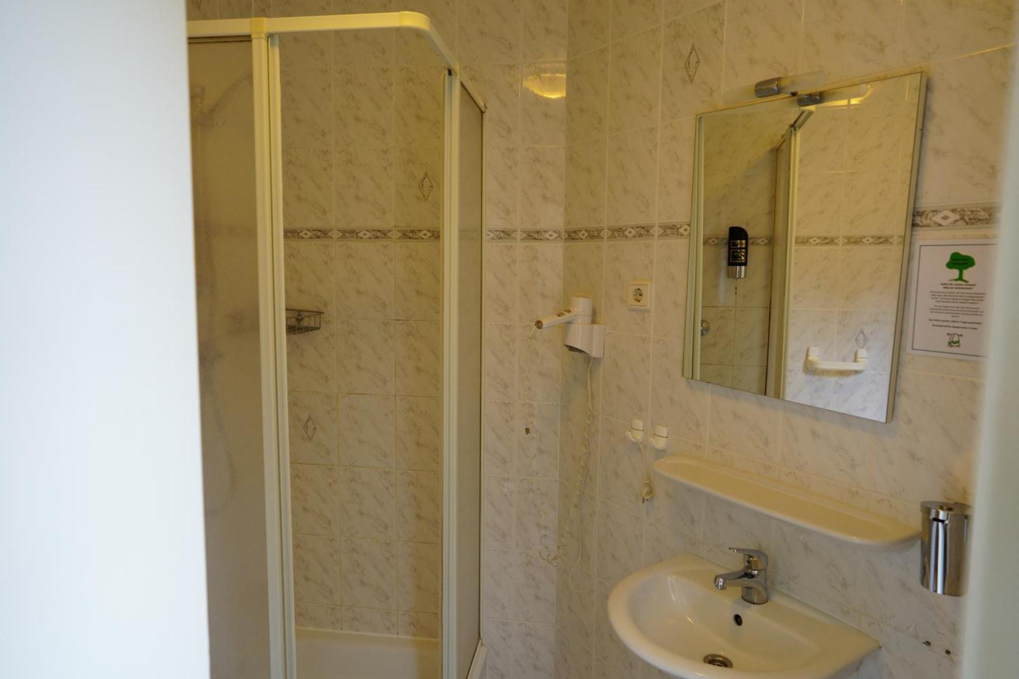 ברלין Hotelpension Margrit מראה חיצוני תמונה
