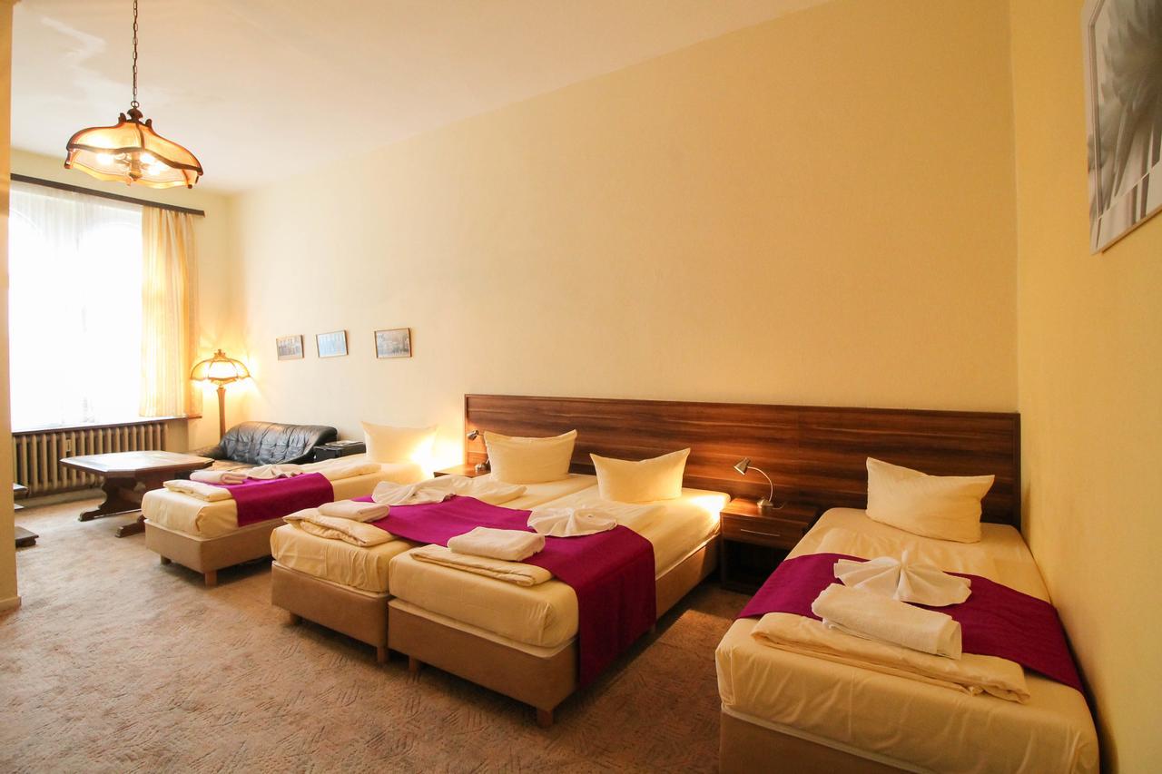 ברלין Hotelpension Margrit מראה חיצוני תמונה